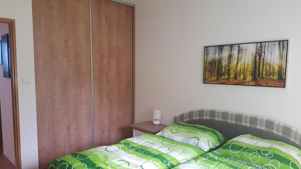 Pinewood Valley Oasis Вышне-Ружбахи Экстерьер фото